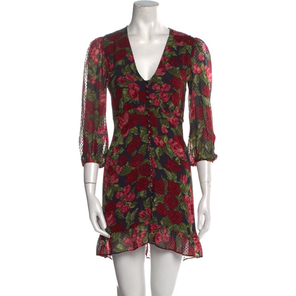The Kooples Silk Dress (size 2)
Black
Floral Print
3/4 Sleeve w/ V-Neck